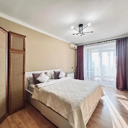 3 Ком Квартира На Абая Сейфуллина Almaty Exterior photo