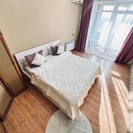 3 Ком Квартира На Абая Сейфуллина Almaty Exterior photo