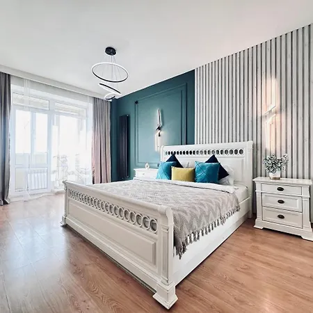 3 Ком Квартира На Абая Сейфуллина Almaty Exterior photo
