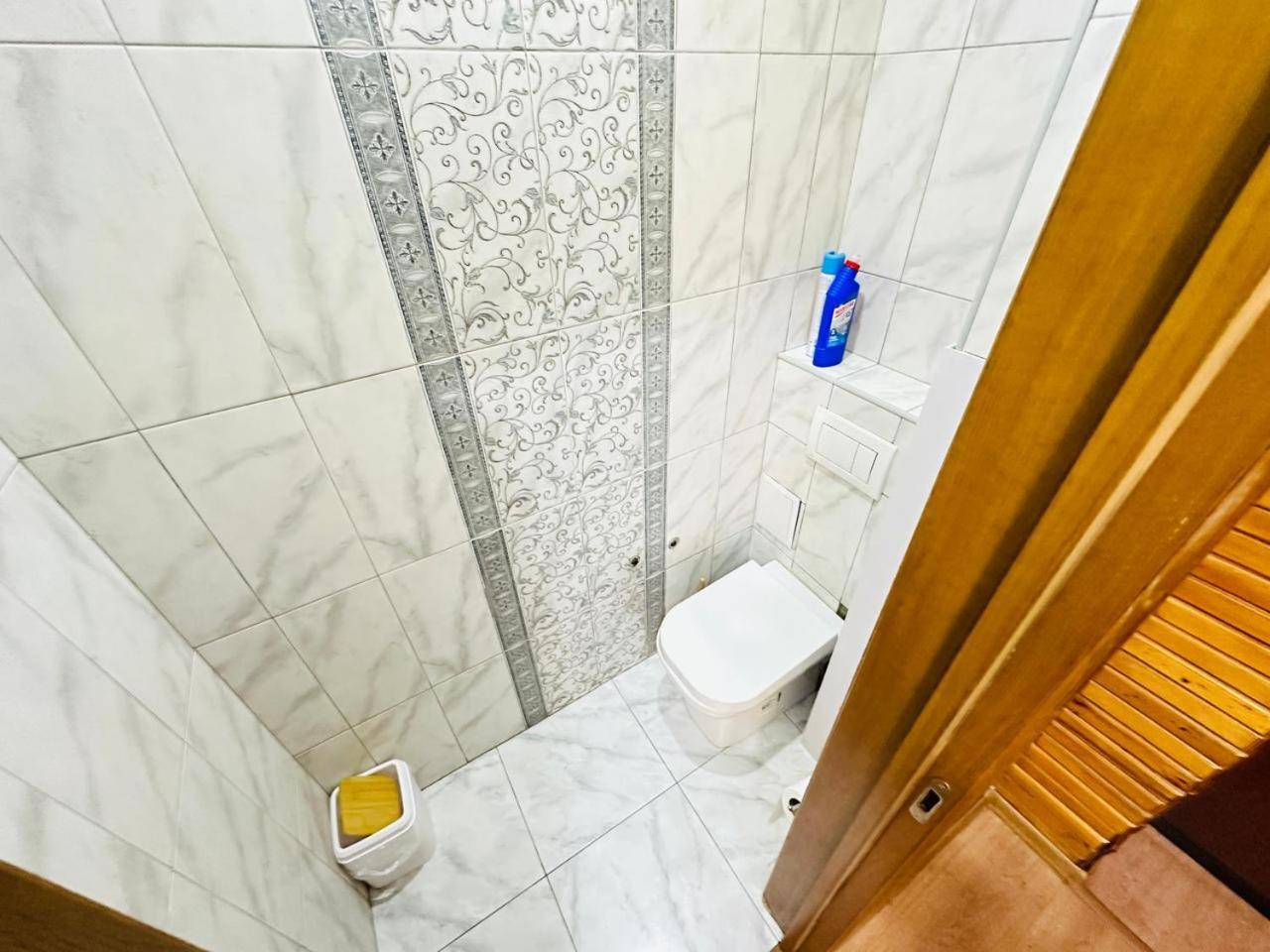 Apartment 3 ком на абая сейфуллина Almaty
