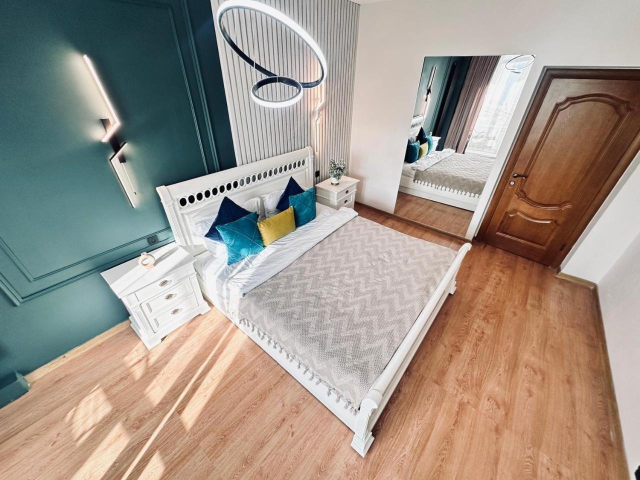 Apartment 3 ком на абая сейфуллина *